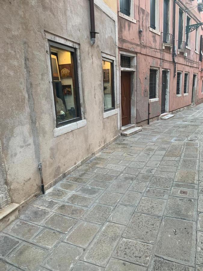 ホテル Luxury Santo Stefano ヴェネツィア エクステリア 写真